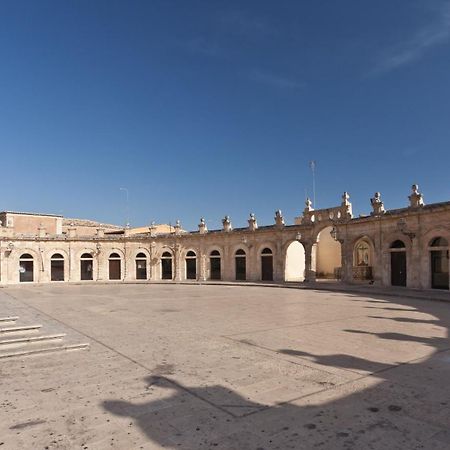 Aparthotel Palazzo Gambuzza Ispica Exterior foto