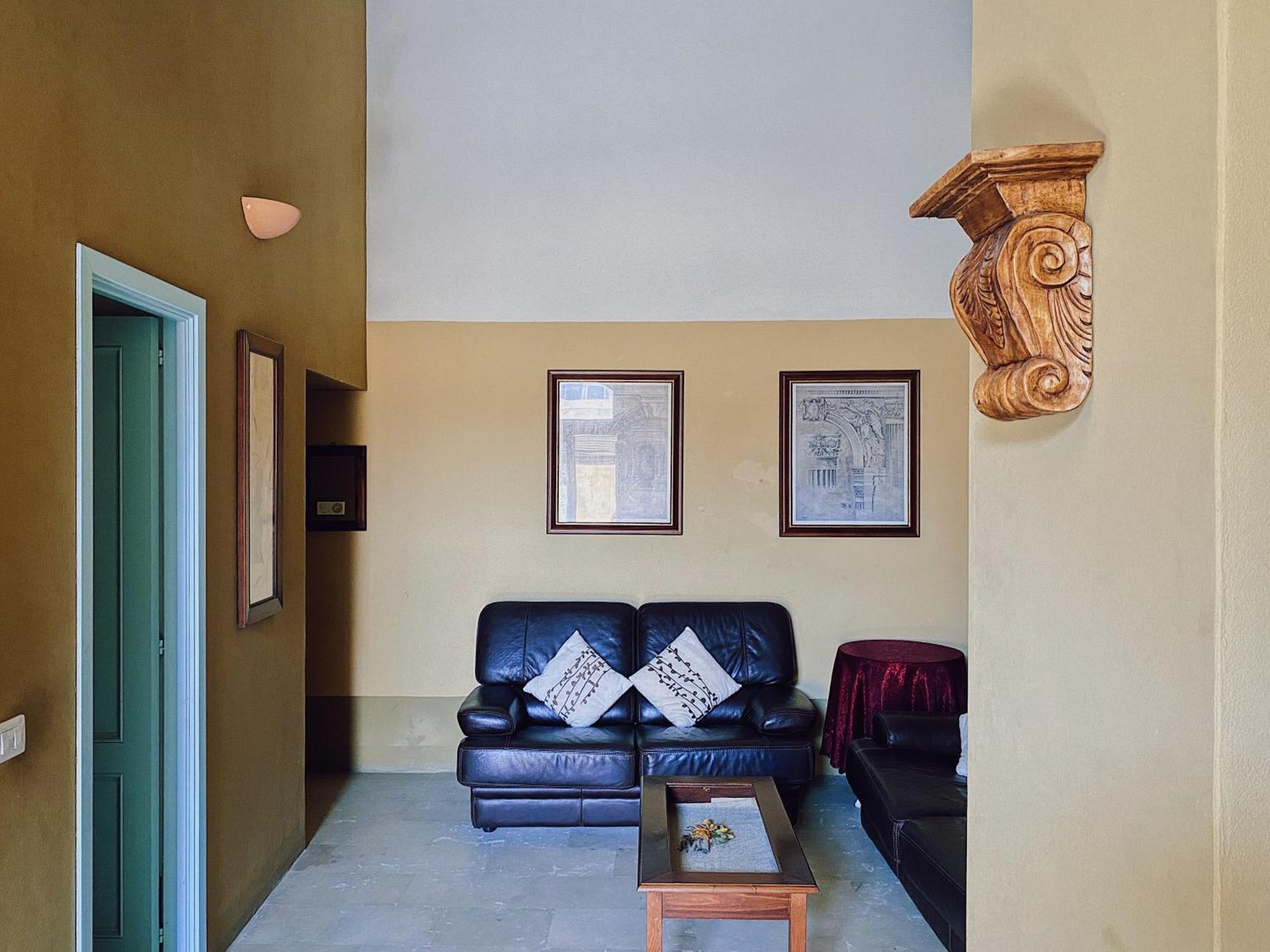 Aparthotel Palazzo Gambuzza Ispica Habitación foto